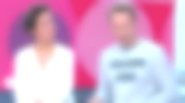 Le sweat gris "Grand Cru" de Damien Thévenot dans C'est au programme le 25.01.2019