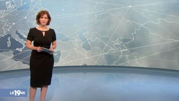 La  Robe ajustée col bijou de Nathalie Renoux dans Le 19:45 de M6 du 19/01/2019