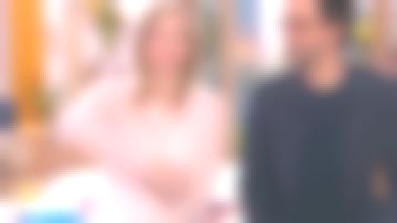 El cárdigan rosa pálido Comptoir des cotonniers de Maya Lauqué en La Quotidien el 25.01.2019