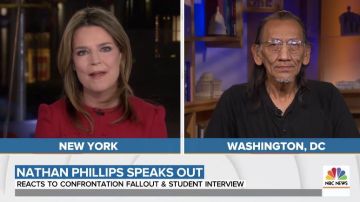 Prabal Gurung Graphique de Blocage Flare robe portée par Savannah Guthrie aujourd'Hui