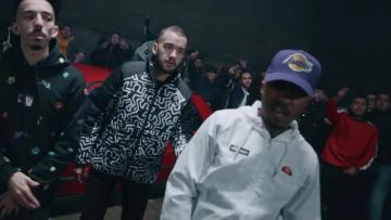 Le sweatshirt à capuche de Soprano dans le clip C'est que du rap par Bigflo & Oli feat. Black M