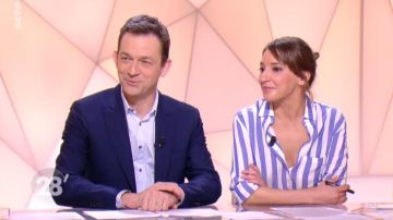 La camisa a rayas de Nadia Daam en 28 minutos a partir del 18/01/2019