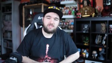 El funko pop de Hagrid con pastel en Harry Potter de Links off en el video Predicciones Royal Rumble 2019 y NXT TakeOver Phoenix