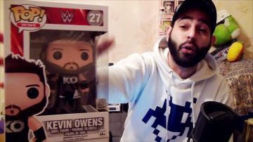 La figura Funko Pop de Kevin Owens WWE de Catch Club en el video Unboxing Funko Pop Deriv'Store! (WWE, Marvel, El Señor de los Anillos...)