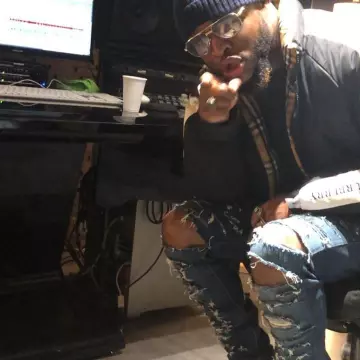 Burberry Puff Jacket worn by Dosseh in His Instagram account