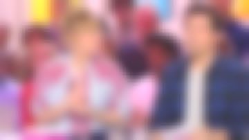 La blusa bordada cuello tunecino Antik Batik de Énora Malagré en Bons baisers d'Europe el 26.01.2019