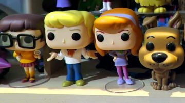 Funko Pop de Vera en Scooby Doo de Modzii en su video ¡LA MAYOR COLECCIÓN DE FIGURITAS POP! ¡DESDE FRANCIA!