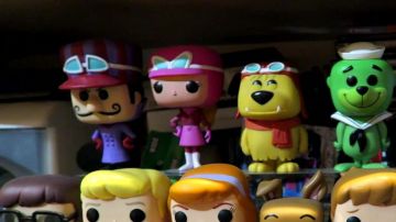 Funko Pop de Satanas en el loco volante de Modzii en su video ¡LA MAYOR COLECCIÓN DE FIGURITAS POP! ¡DESDE FRANCIA!