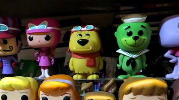 Funko Pop de Diabolo en el volante loco de Modzii en su video ¡LA MAYOR COLECCIÓN DE FIGURITAS POP! ¡DESDE FRANCIA!