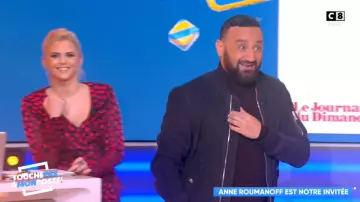 La robe à motifs cœurs de Kelly Vedovelli dans Touche pas à mon poste du 28/01/2019