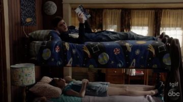 BDG Linda Denim Combinaisons portées par Dylan DiMeo (Kyla Kenedy) en bouche Bée S03E12