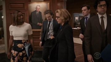 Anthropologie Marimekko Floral Oktava Wrap Una falda de línea usada por Daisy Grant (Patina Miller) en Madam Secretary S05E13