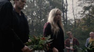 Alessia Plaid Bomber Jacket worn by Lauren Strucker (Natalie Alyn Lind) in The Gifted (S01E11)