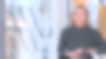 The green sweater of Claire Chazal in free Entry to the 29/01/2019