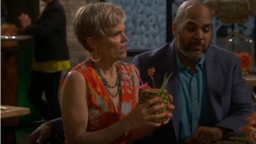 ALICE + OLIVIA Tasia Sleeveless floral print Silk Wrap Dress Size worn by Bonnie (Stephnie Weir) in Happy Together (S01E06)