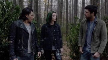 Eyelet Detail Distressed Denim Jacket worn by Lorna Dane (Emma Dumont) in The Gifted (S01E12)