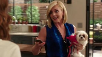 Miss Havisham Cristal Incrusté Longue Lance Collier par Alexis Bittar porté par Jacqueline Blanc (Jane Krakowski) dans Unbreakable Kimmy Schmidt (S01E03)