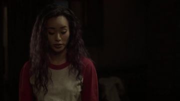 Haute Torsion de Haut en Jersey porté par Blink (Jamie Chung) dans Le Surdoué (S02E03)