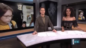 Zara Velvet Belt With Chain Look Buckle worn by Zuri Hall on E! News