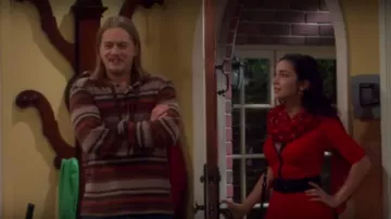 Alexander McQueen  Flirty dress worn by Mandy Baxter (Molly McCook) in Last Man Standing (S03E02) (S03E02)