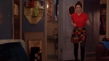 Alice + Olivia Loran Skirt worn by Kimmy Schmidt (Ellie Kemper) in Unbreakable Kimmy Schmidt (S04E08)
