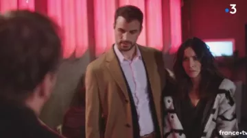 The Jacket of synthetic fur of Samia (Fabienne Carat) in a More beautiful life