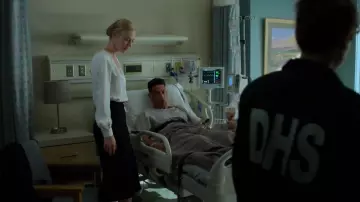 The pencil skirt in black worn by Karen Page (Deborah Ann Woll) in Marvel's The Punisher S02E11