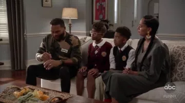 Falda drapeada asimétrica usada por Rainbow Johnson (Tracee Ellis Ross) en negro (S05E03)