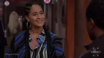 Imprimé Floral Chemise en Soie porté par arc-en-ciel Johnson (Tracee Ellis Ross) black-ish (S05E08)