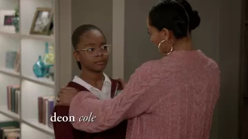 Bubble Sleeve Cableknit Cardigan de l'arc-en-ciel Johnson (Tracee Ellis Ross) black-ish (S05E10)