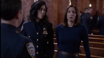 La théorie Lanitta Jupe portée par Gina Linetti (Chelsea Peretti) dans Brooklyn Nine-Nine (S03E02) (S03E02)