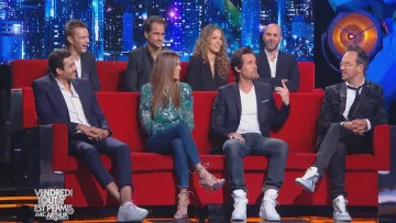 The blouse green printed Iris Mittenaere in Friday everything is allowed in the 02/02/2019