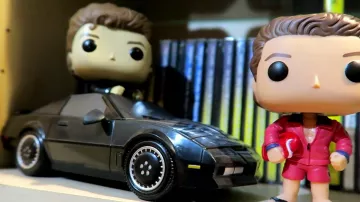 El Funko Pop! por Michael Knight en K2000 de Modzii en su video ¡LA MAYOR COLECCIÓN DE FIGURITAS POP! ¡DESDE FRANCIA!