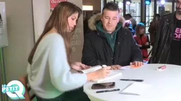 The pull Ba&sh model (Barmy) of Iris Mittenaere in Everyday life (05/02/2019)