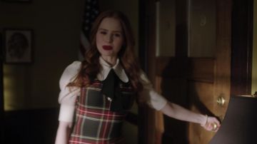 La robe combi short tartan Maje de Cheryl Blossom (Madelaine Petsch) dans Riverdale S03E12