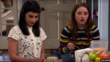 Alice + Olivia Loni Lace Shirt worn by Mandy Baxter (Molly McCook) in Last Man Standing (S06E18)