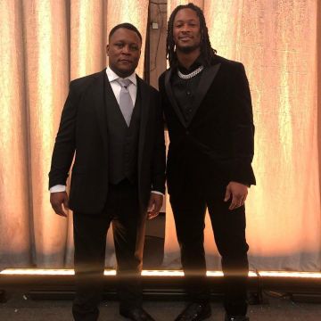 Le costume de Versace de Todd Gurley sur son compte Instagram @tg4hunnid