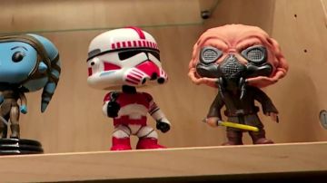 El Funko Pop! por Plo Koon en Star Wars de Modzii en su video ¡LA MAYOR COLECCIÓN DE FIGURAS POP! ¡DESDE FRANCIA!