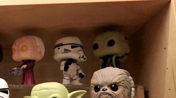 El Funko Pop! por Kit Fisto en Star Wars de Modzii en su video ¡LA MAYOR COLECCIÓN DE FIGURAS POP! ¡DESDE FRANCIA!