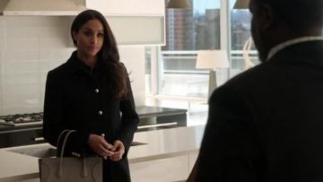 Gucci Wool Coat worn by Rachel Zane (Meghan Markle) in Suits (S07E04)