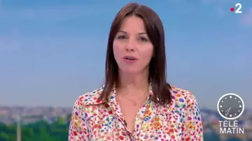 The printed shirt Ba&sh of Sophie Le Saint in Télématin the 11.02.2019