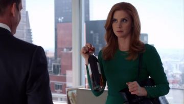 Novis The Canaan Long-Sleeve Circle Skirt Dress worn by Donna Paulsen (Sarah Rafferty) in Suits (S07E15)