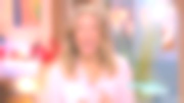 La chemise rose de Agathe Lecaron dans La maison des maternelles du 17/01/2019