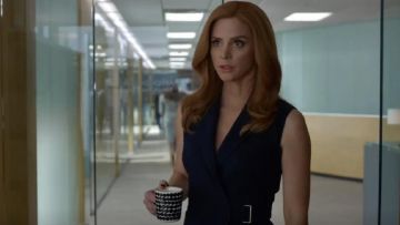 Jason Wu Flared Belted Dress of Donna Paulsen (Sarah Rafferty) in Suits (S06E03)