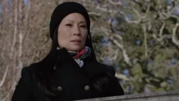 Alice + Olivia Rhonda High Neck Coat worn by Dr. Joan Watson (Lucy Liu) in Elementary (S02E14)