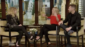 Gucci Cady Stretch Skinny Pantalon Flare porté par Kelly Ripa sur le LIVE avec Kelly et Ryan
