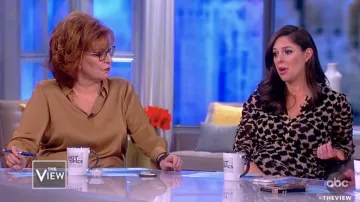 Diane von Furstenberg Briella Ruché Robe en Maille porté par Abby Huntsman sur Le point de Vue le 12 février 2019