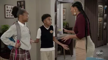 Rachel Comey Zora Boucles d'oreilles portées par arc-en-ciel Johnson (Tracee Ellis Ross) black-ish (S05E12)