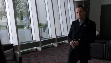 Tom Ford Cotton Pea Coat worn by Sherlock Holmes (Jonny Lee Miller) in Elementary (S03E10)
