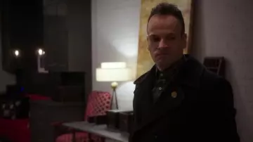 Tom Ford Cotton Pea Coat worn by Sherlock Holmes (Jonny Lee Miller) in Elementary (S03E12)
